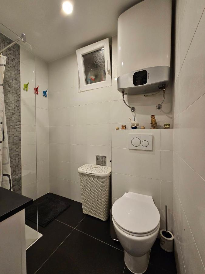 Apartman Carnevalus Rijeka Exteriör bild