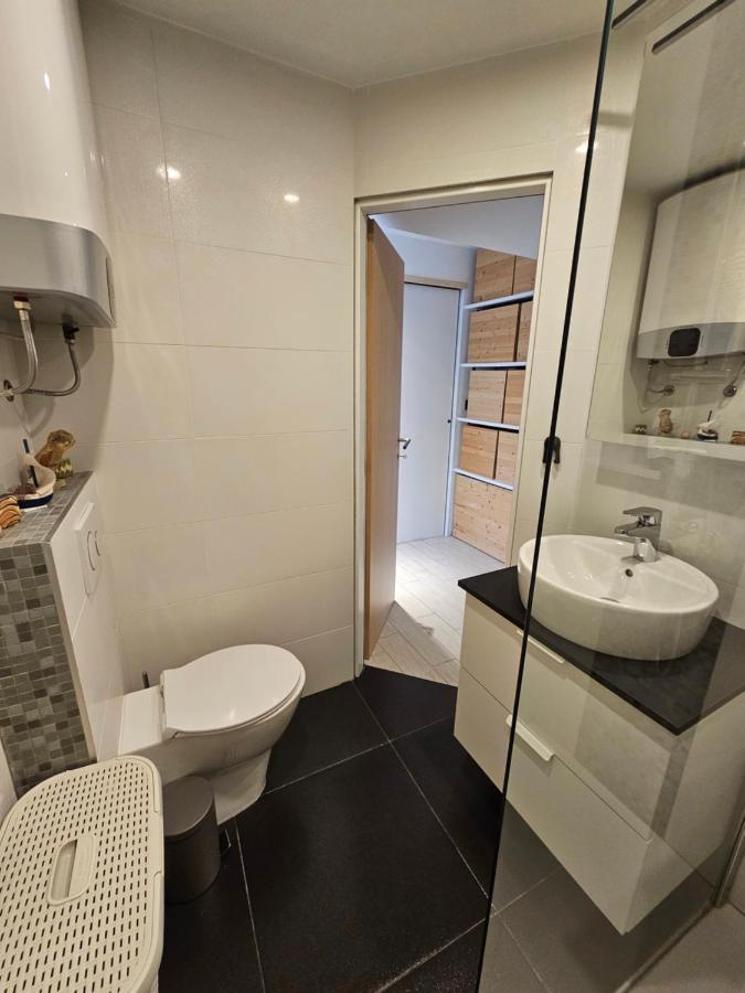 Apartman Carnevalus Rijeka Exteriör bild