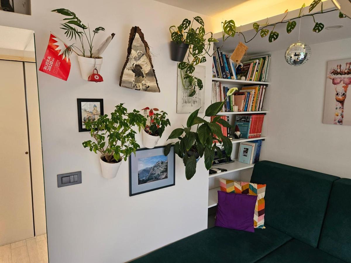 Apartman Carnevalus Rijeka Exteriör bild