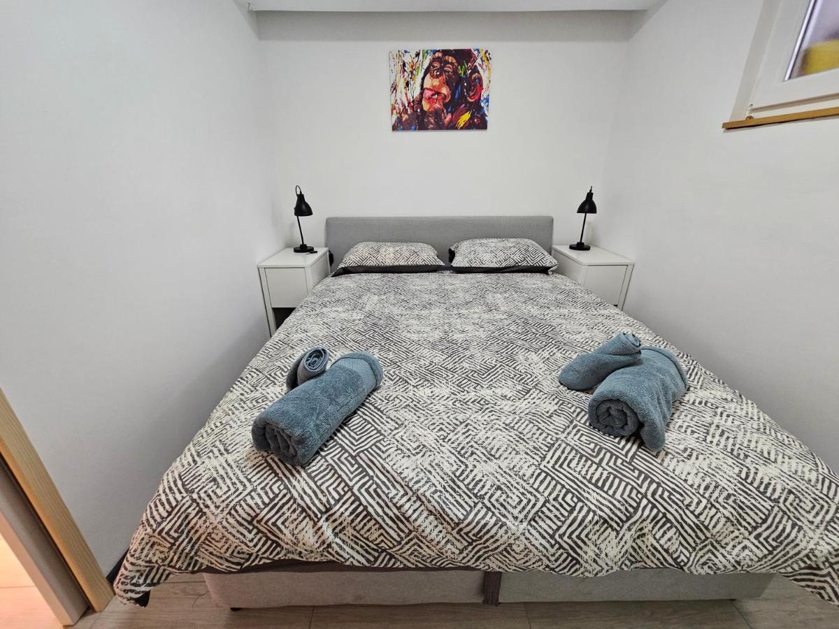 Apartman Carnevalus Rijeka Exteriör bild